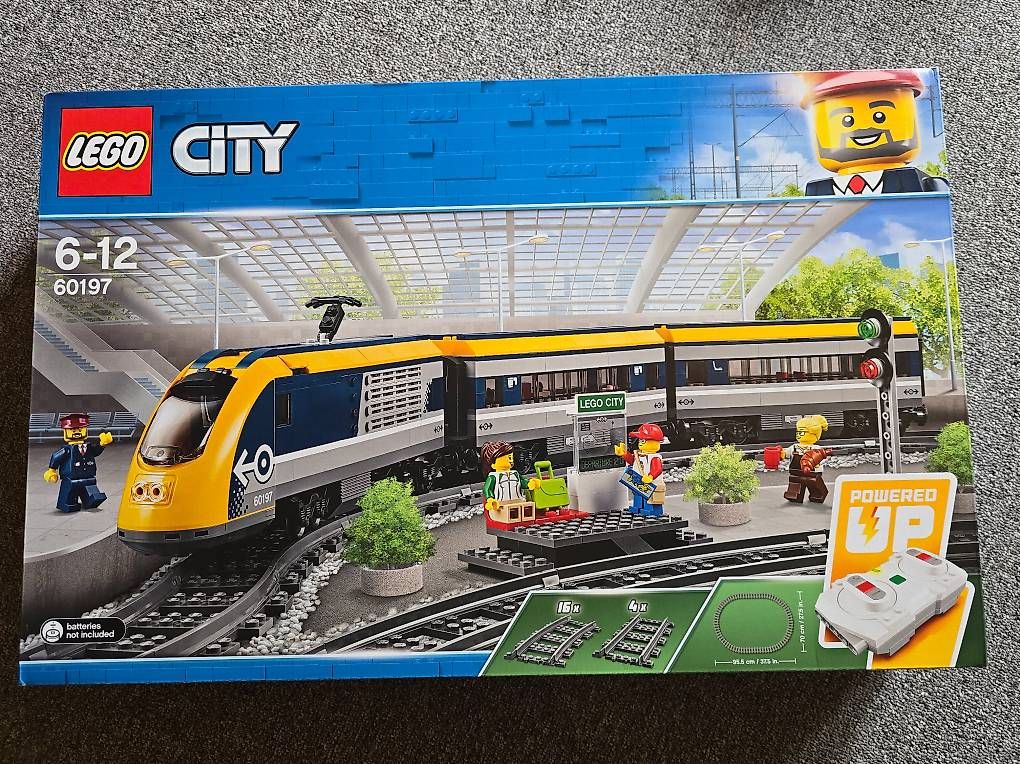 Lego Kit di costruzioni: Lego City Train - Set 60197 – Nuovo e nell'imballaggio originale da Oberglatt ZH venduto da fej_kj6q