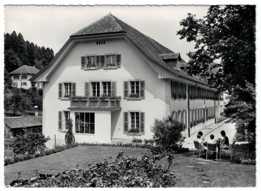 Cartoline postali: Brüttelen, Aebiheim, belebt, um 1950 – Usato da Frauenfeld venduto da POML