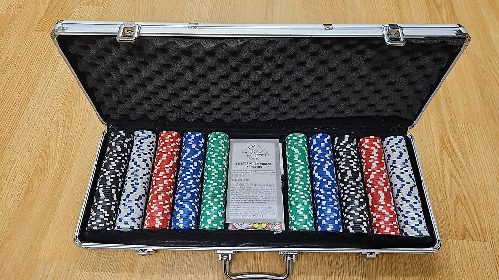 Spiele: Poker-Set 500 – Gebraucht aus Spiegel b. Bern von JeromeG9