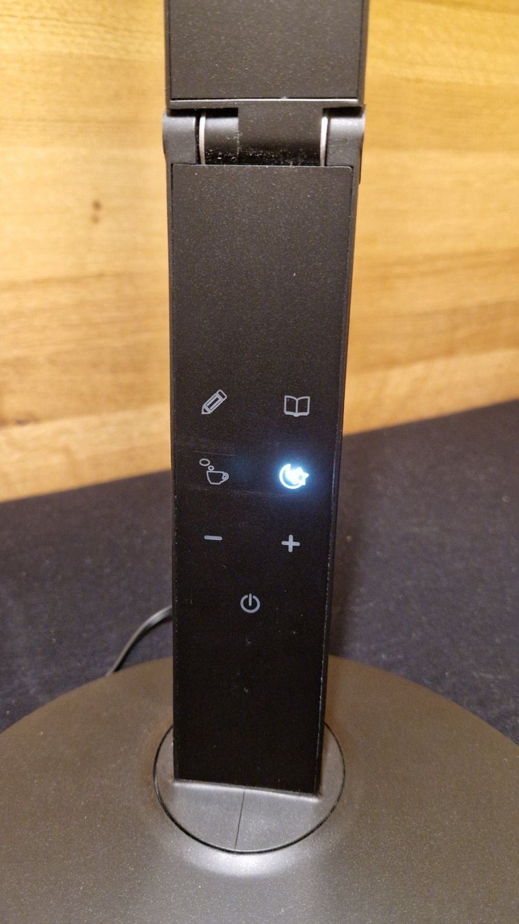 Micasa Lampade: Bartolo LED Tischlampe mit USB Anschluss - Schwarz – Nuovo (secondo la descrizione) da Igis venduto da Vulleta.38 1