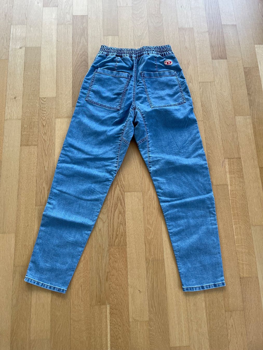 Diesel Pantaloni: Jeanshose Diesel Hose – Usato da Rorschach venduto da 5TORO5 2
