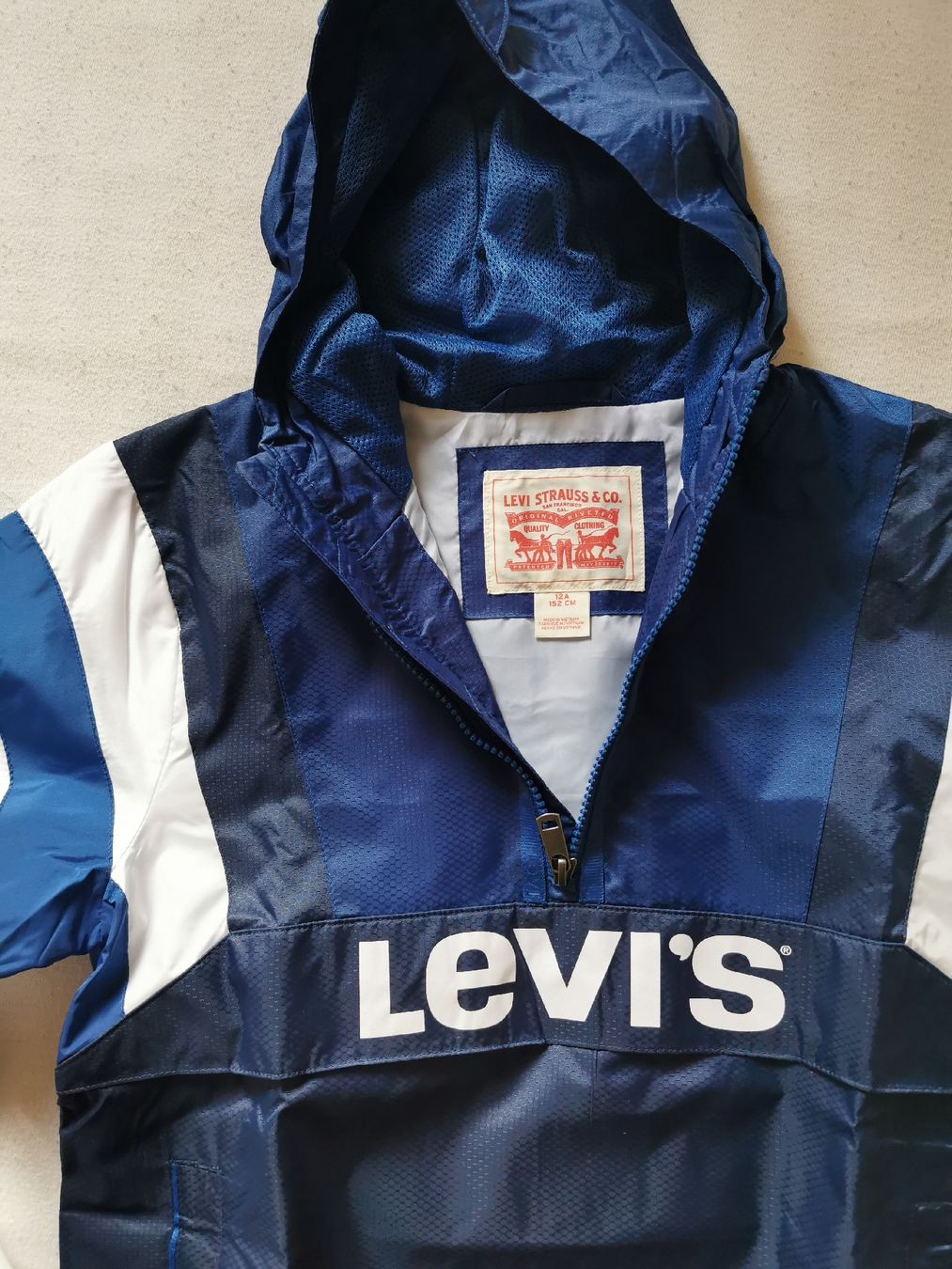 Levi's Giacche & Cappotti: Levi's coat 152 – Nuovo (secondo la descrizione) da Sempach venduto da .1SecondBrands.