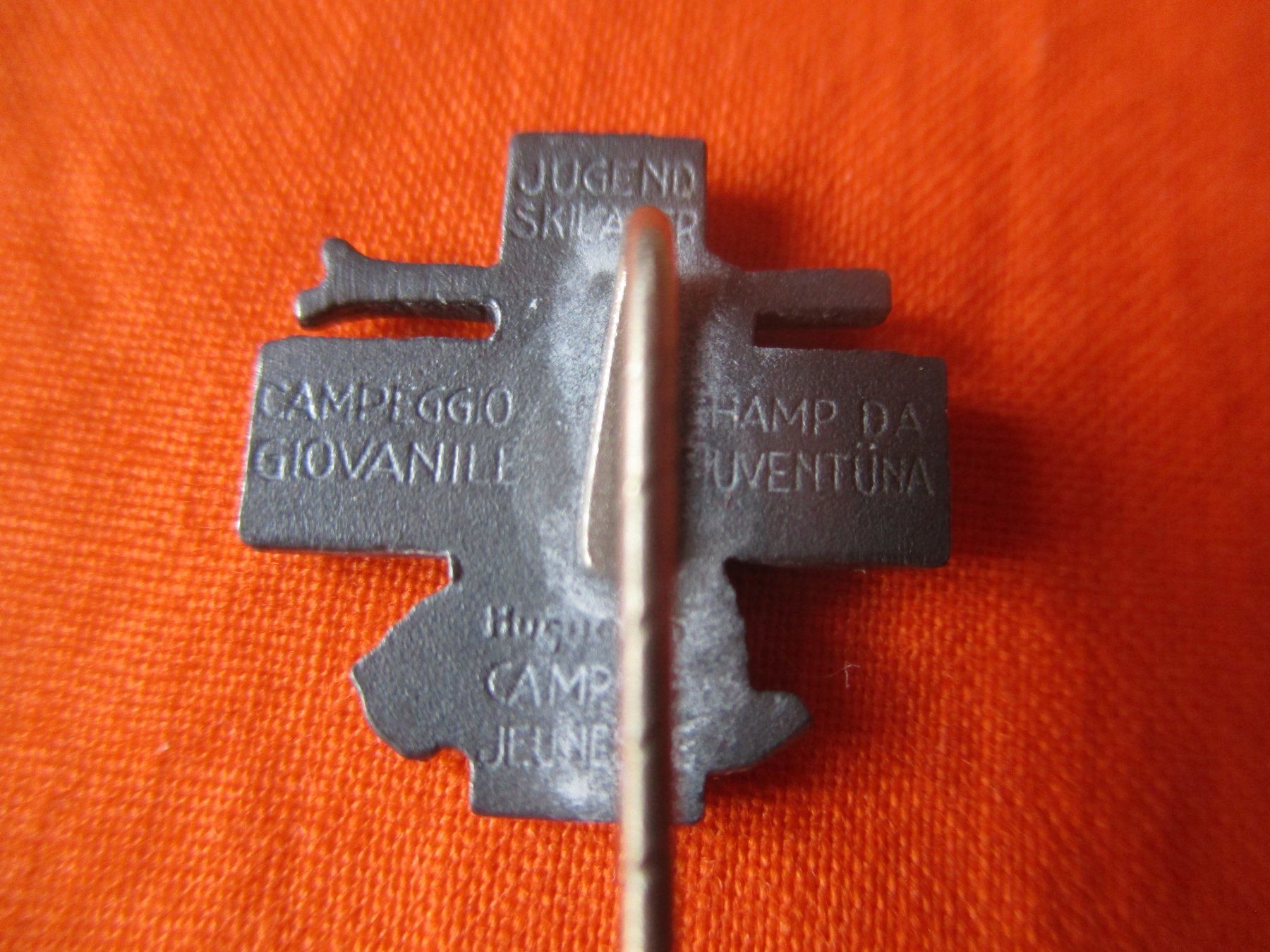 Placchette & Badge: Anstecknadel Jugend Skilager – Usato da Birsfelden venduto da alles-muss-raus 1