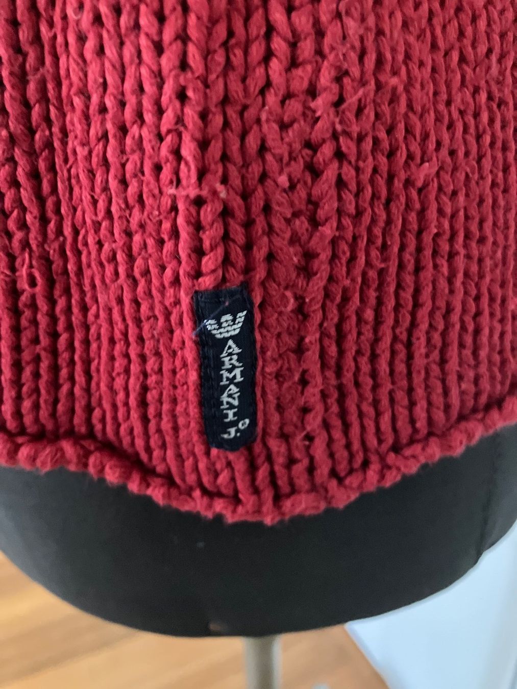 Armani Maglioni & Felpe: Armani Jeans gestrickter Pullover rot – Usato da Lenzburg venduto da ann_8hmk 2
