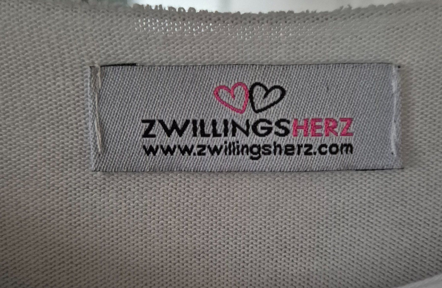 Pullover & Sweatshirts: Zwillingsherz Pullover OS mit Blumen & Schmetterlingen – Neu (gemäss Beschreibung) aus Tagelswangen von GABGABFI 5