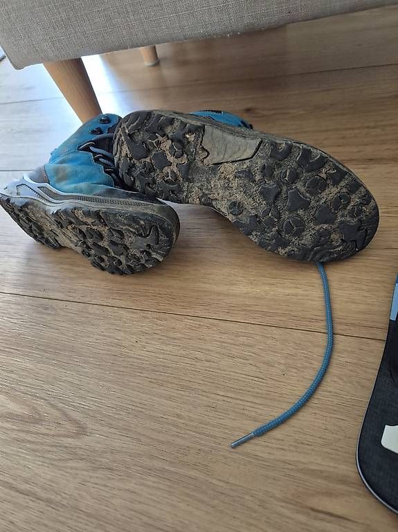 Chaussures garçon: Lowa Wanderschuhe gr. 36 – D'occasion à Thun par Lexu4444 2