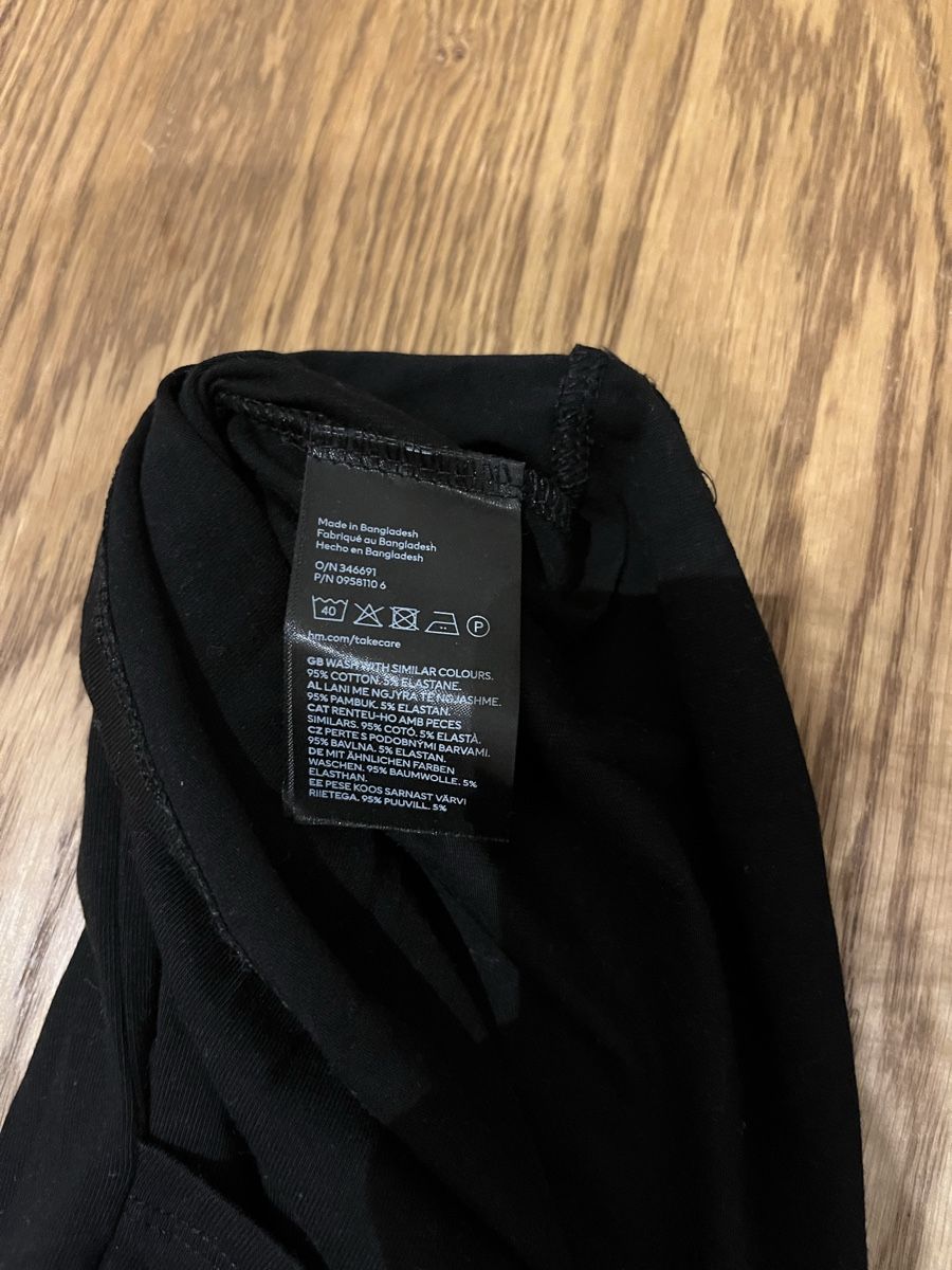 H&M Maglioni & Felpe: Neues H&M Stilltop schwarz M 38 – Nuovo e nell'imballaggio originale da Zürich venduto da car_cr6w 3
