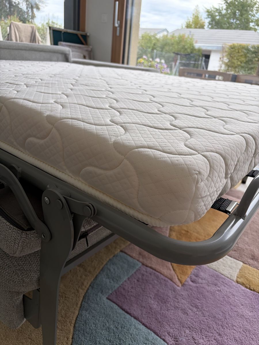 Conforama Divani: Canapé-lit Conforama Excellent état – Usato da Mies venduto da jul_f7rh 4
