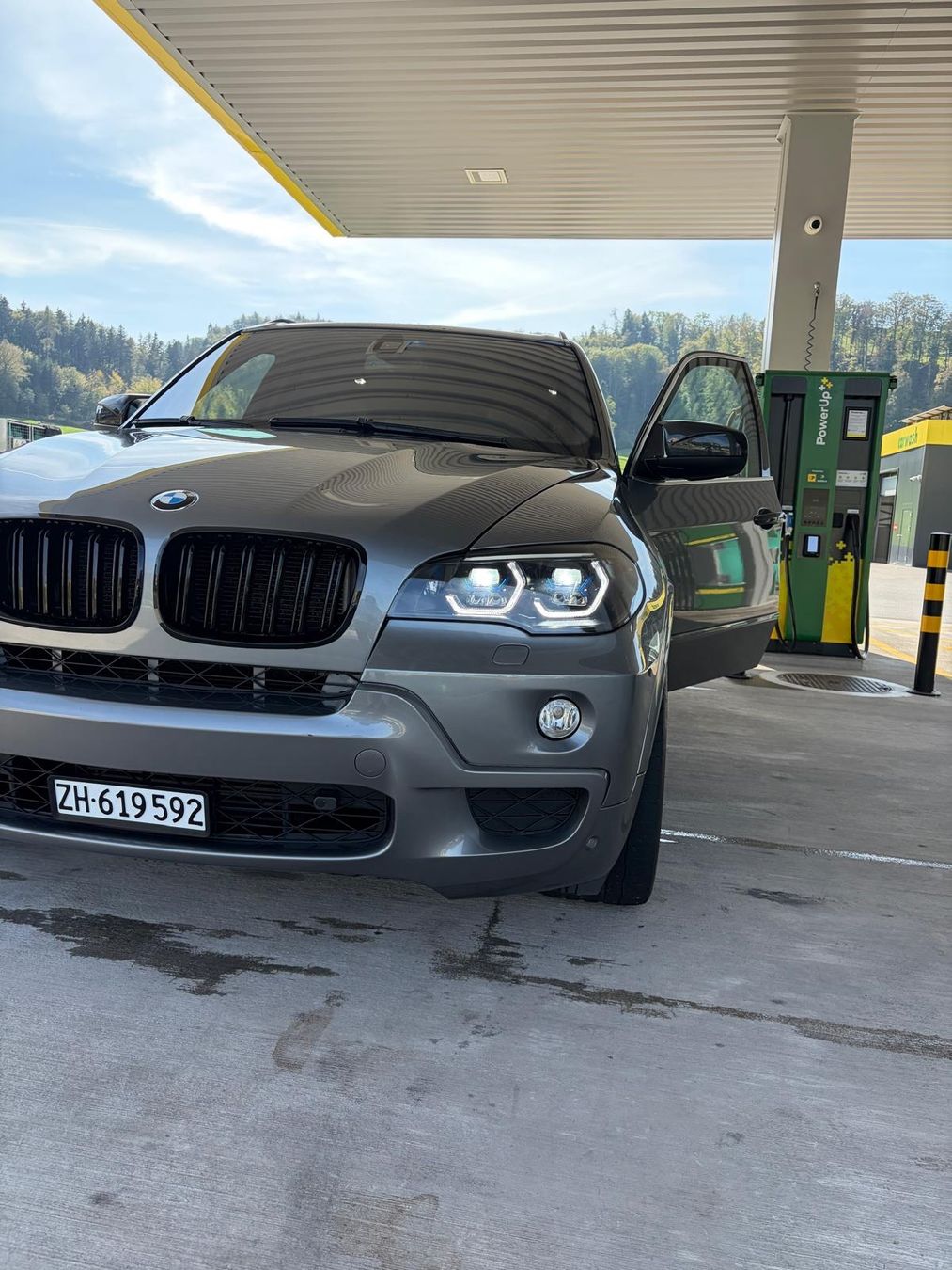BMW Autos: Einmaliger BMW X5 E70 (frisch ab MFK) – D'occasion à Laupen par TecProPalmer1092 4
