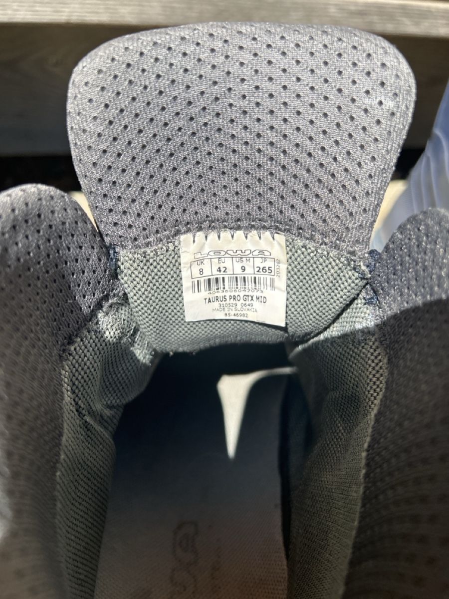 Lowa Scarpe da uomo: Wanderschuh Herren Gr: 42 Lowa – Usato da Schaffhausen venduto da kat_59s2 2