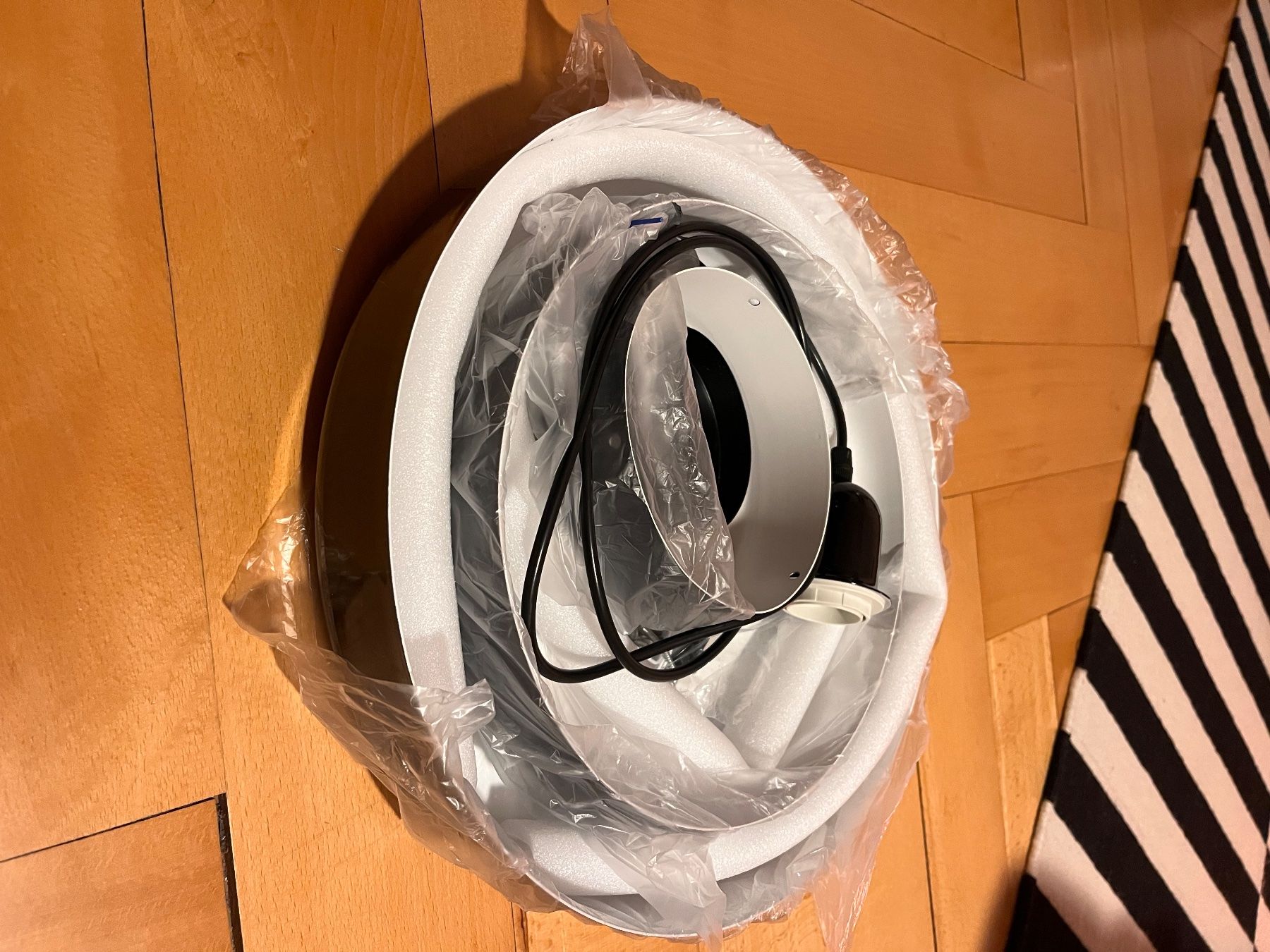 Lampadari & plafoniere: Schwarze Design Lampe, ein echter Hingucker - Neuwertig – Usato da Lausanne venduto da cdimartino 5