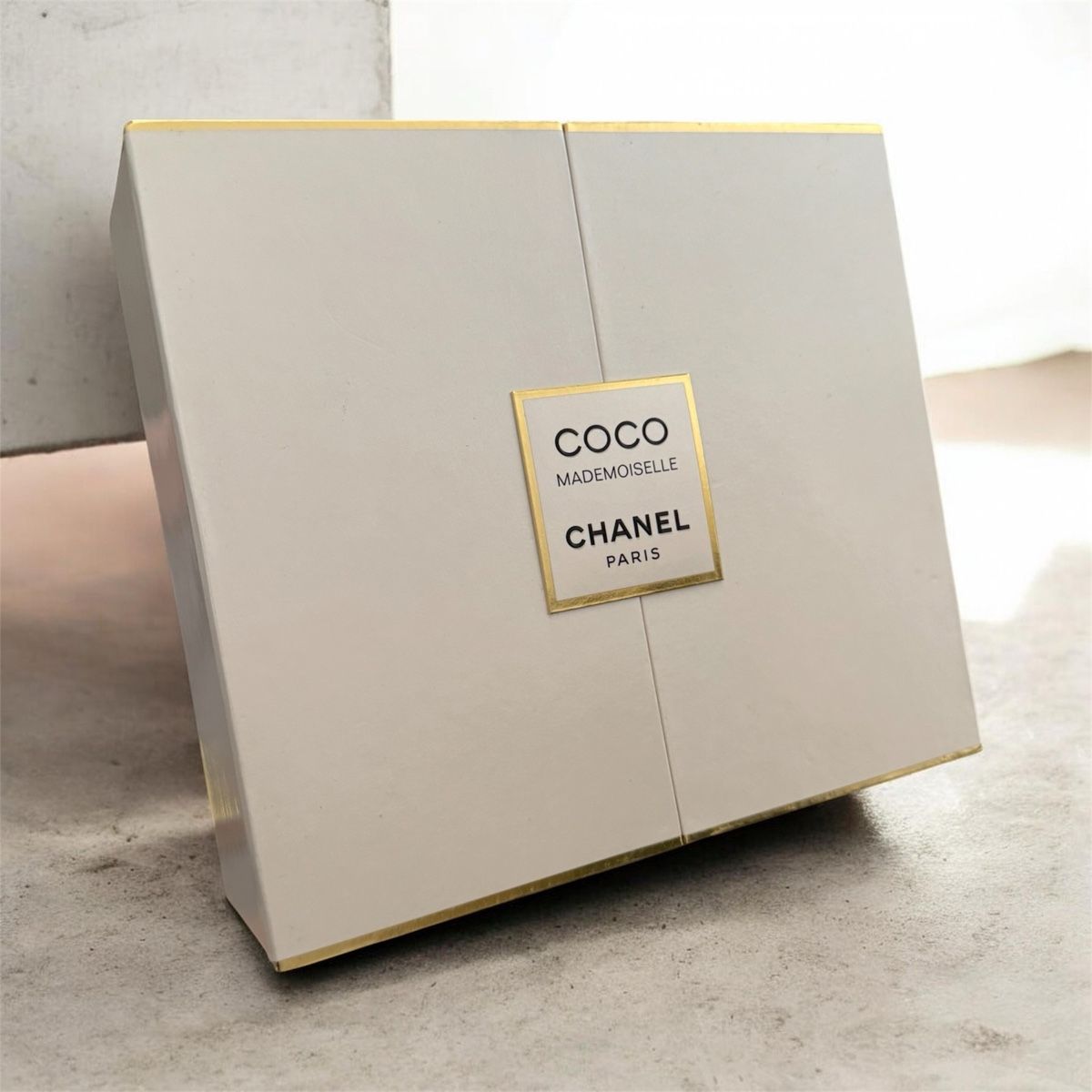 Chanel Profumi & Eau de Toilette: Box Chanel collector – Nuovo (secondo la descrizione) da Châtel-St-Denis venduto da Montclair_Swiss