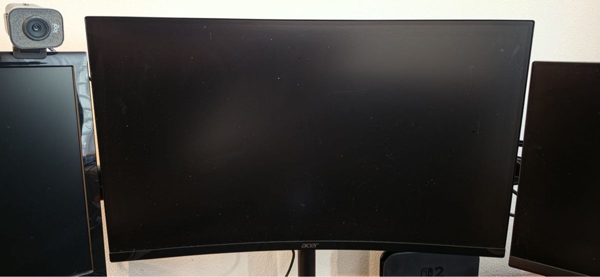 Monitor: Pc Monitore – Usato da reiden venduto da XARA73 3