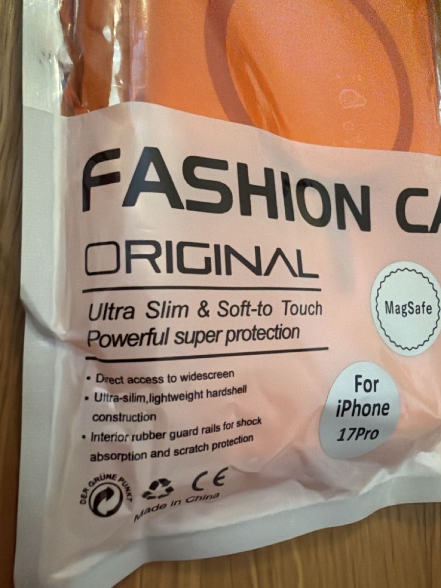 Cover & Protezioni schermo: iPhone 17pro Hülle - Neu, ungeöffnet  – Nuovo e nell'imballaggio originale da Fribourg venduto da DayaneH. 1