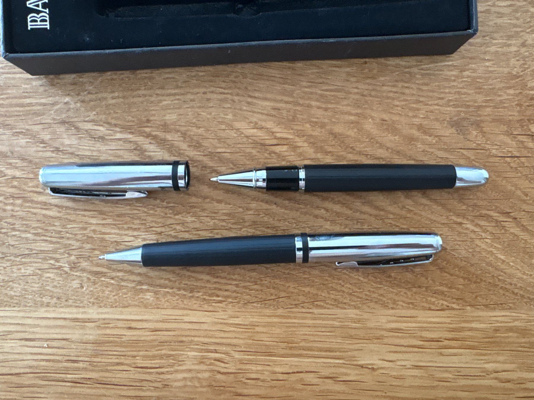 Balmain Penna & Evidenziatori: Set von zwei Balmain Kugelschreibern – Usato da Elgg venduto da Jo_Naj 3