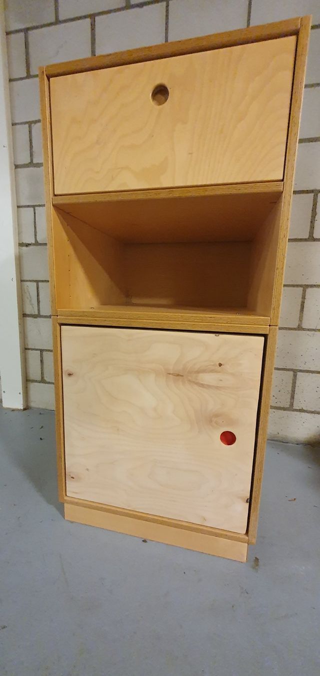 Cassettiere: Regalmöbel (Kommode) mit Schublade und Klapptüre – Usato da Windisch venduto da tbielmann 6