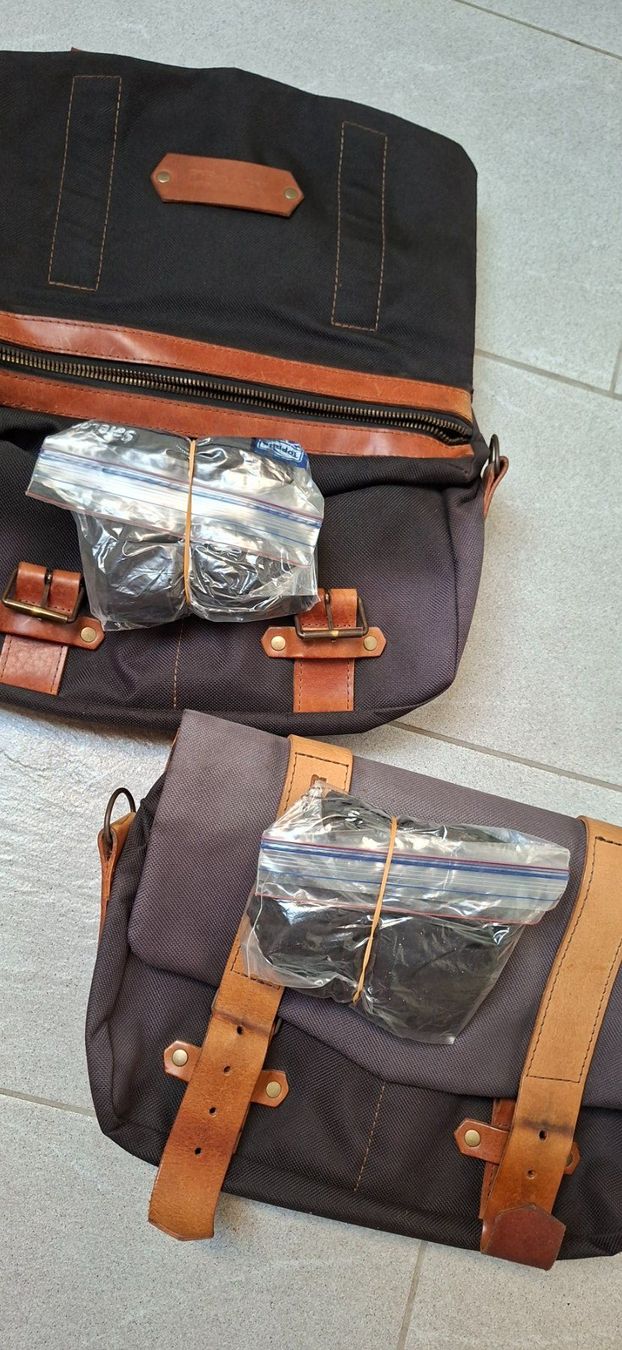 Hepco & Becker Sacs: Seitentaschen Motorrad Leder/ Polyester Hepco& Becker – D'occasion à Möhlin par teddybaer8 5
