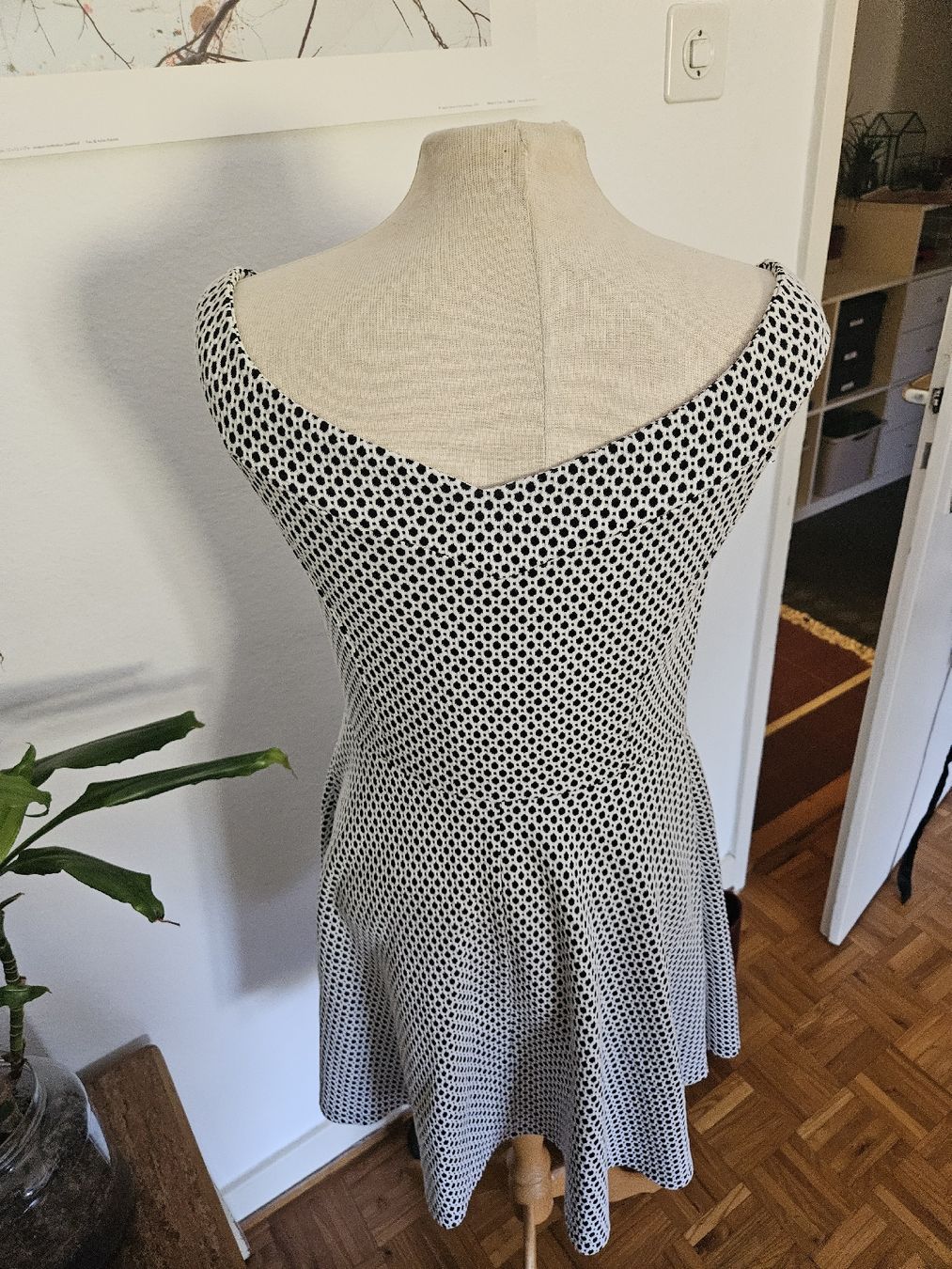 Vestiti: Robe vintage Miss Selfridge – Usato da Prilly venduto da kaltri 2