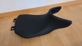 Original BMW R1200R Sattel, vorderer Teil
