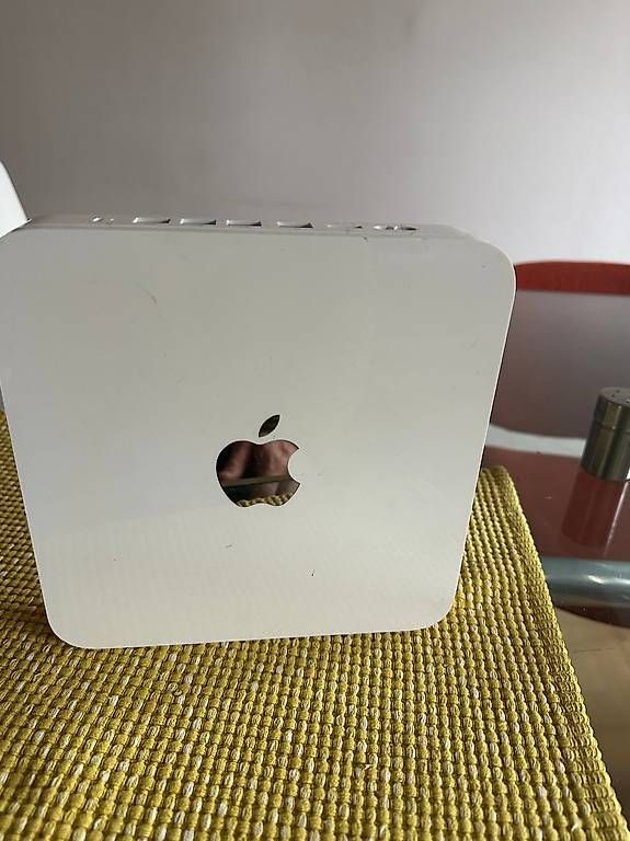Disques durs: Apple Time Capsule 2TB – D'occasion à schmerikon par Chaostours