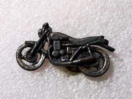 Ansteckpin 51: Motorrad