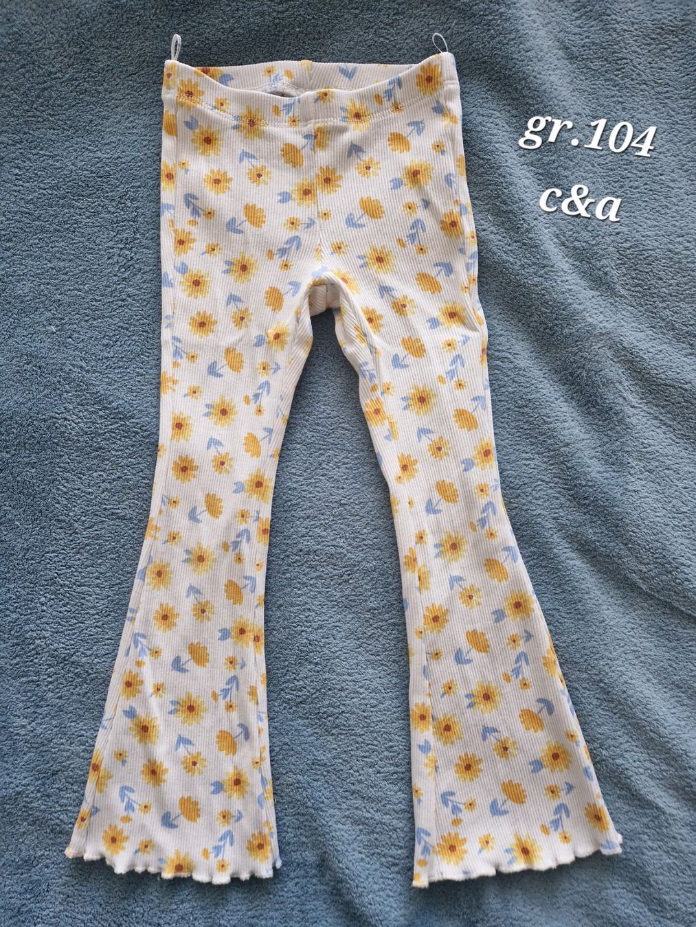 C&A Pantaloni: Leggings grösse 104 – Usato da Heimberg venduto da Eleanor20