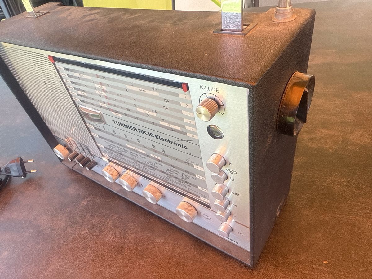 Radio: Vintage Radio – Usato da Horriwil venduto da Carrera68 3