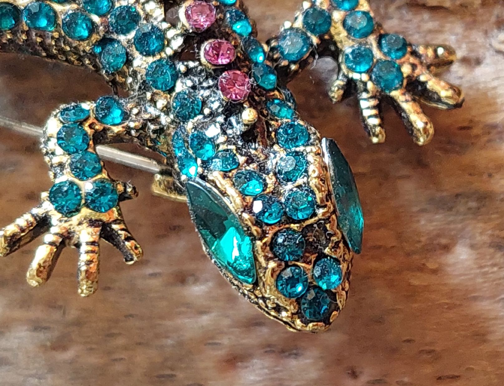 Spille & Fermagli: Schöne Brosche Echse / Eidechse mit Strass – Usato da Oberwil BL venduto da Kukkaniitty