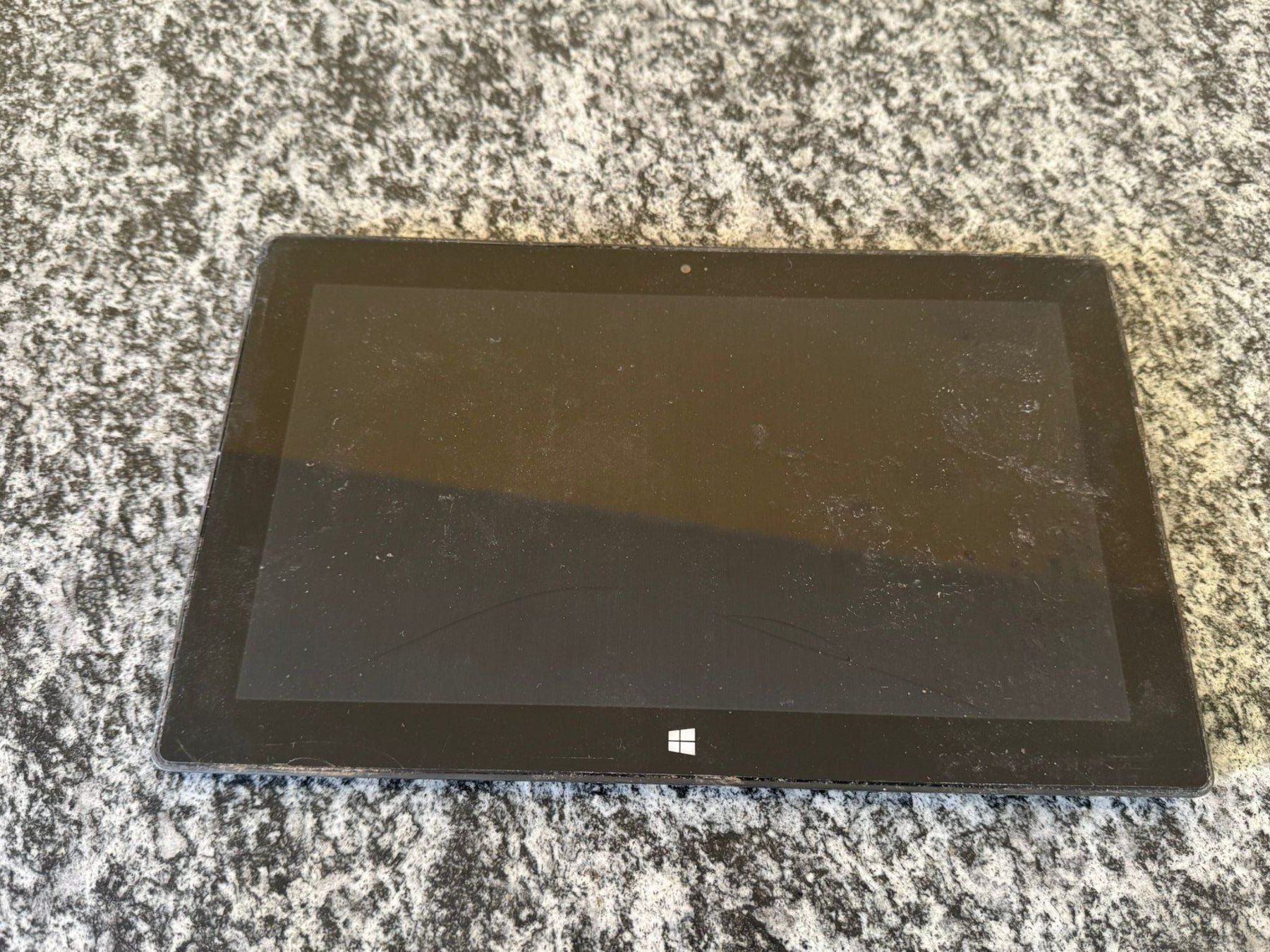 Microsoft Tablet PC: Surface RT 32GB - ungeprüft!! Ab 12CHF!! – Defekt aus Olten von HoYa01