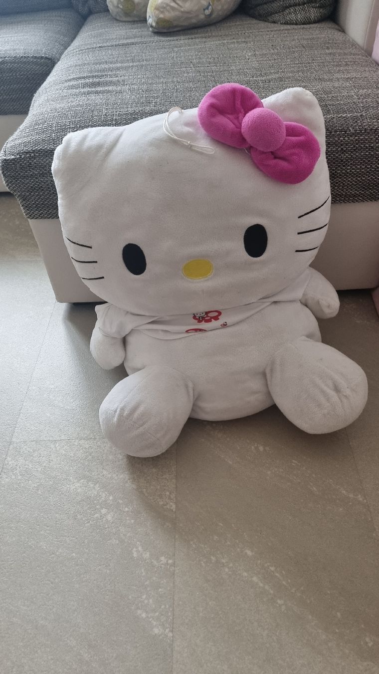 Hello Kitty Jouets: Hello Kitty Plüsch – D'occasion à Winznau par soli9