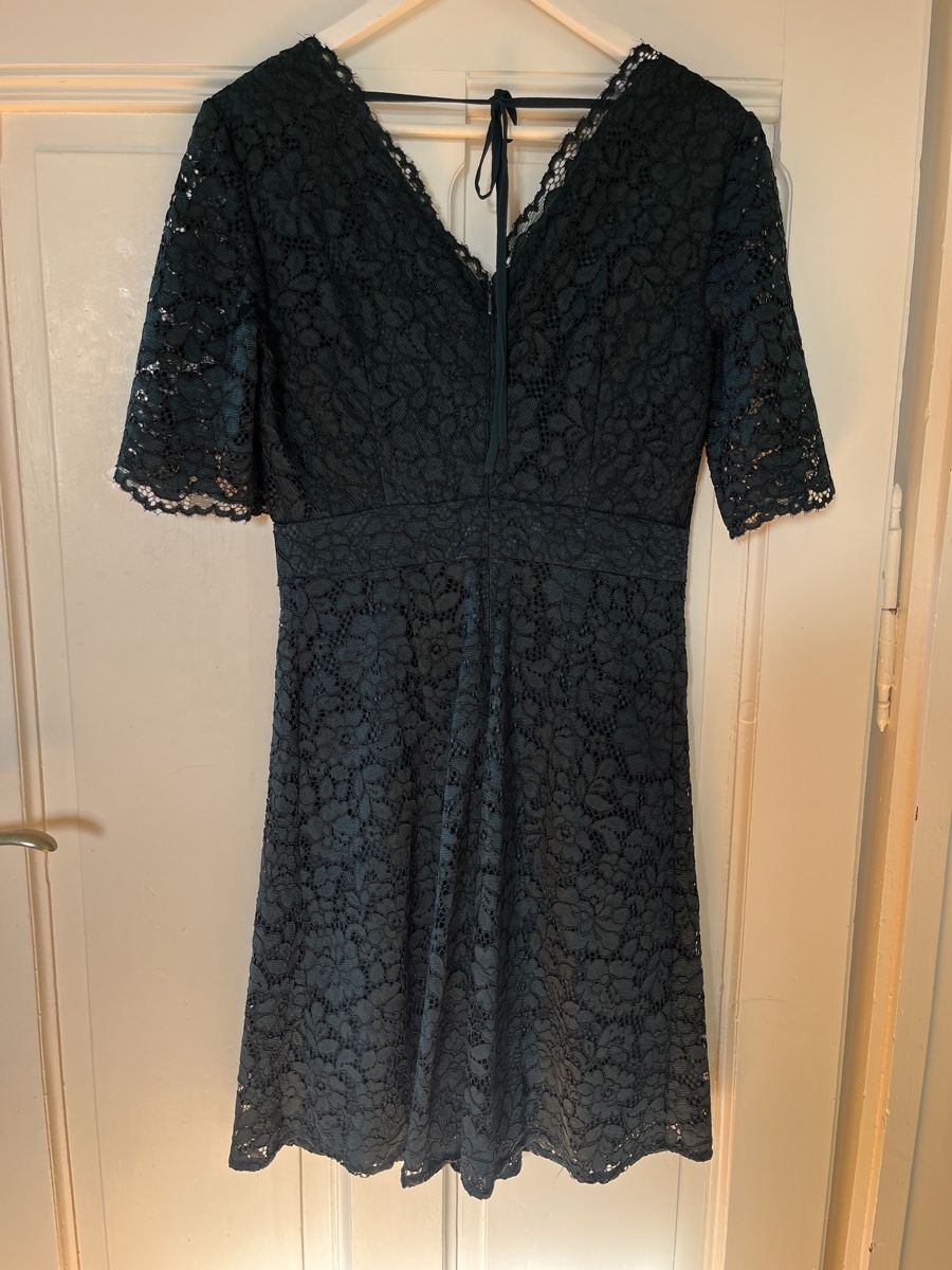 Esprit Vestiti: Dunkelgrünes Cocktailkleid Grösse 36 – Nuovo (secondo la descrizione) da Laupen BE venduto da jes_y6q8 3