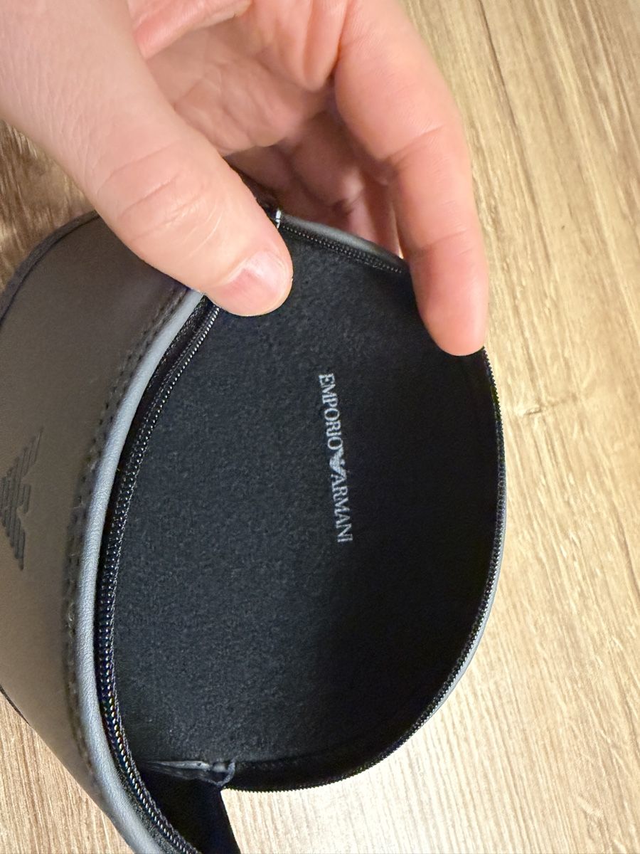 Altro in  Abbigliamento & Accessori: Armani Etui für Brille – Usato da Bremgarten AG venduto da SiimGjo07 3