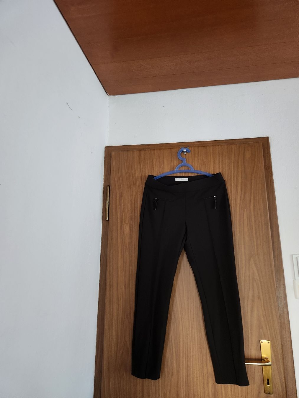 Raffaello Rossi Pantalons: Pantalons Raffaelo Rossi  maron taille 40  – D'occasion à Niedergösgen par Eva2410