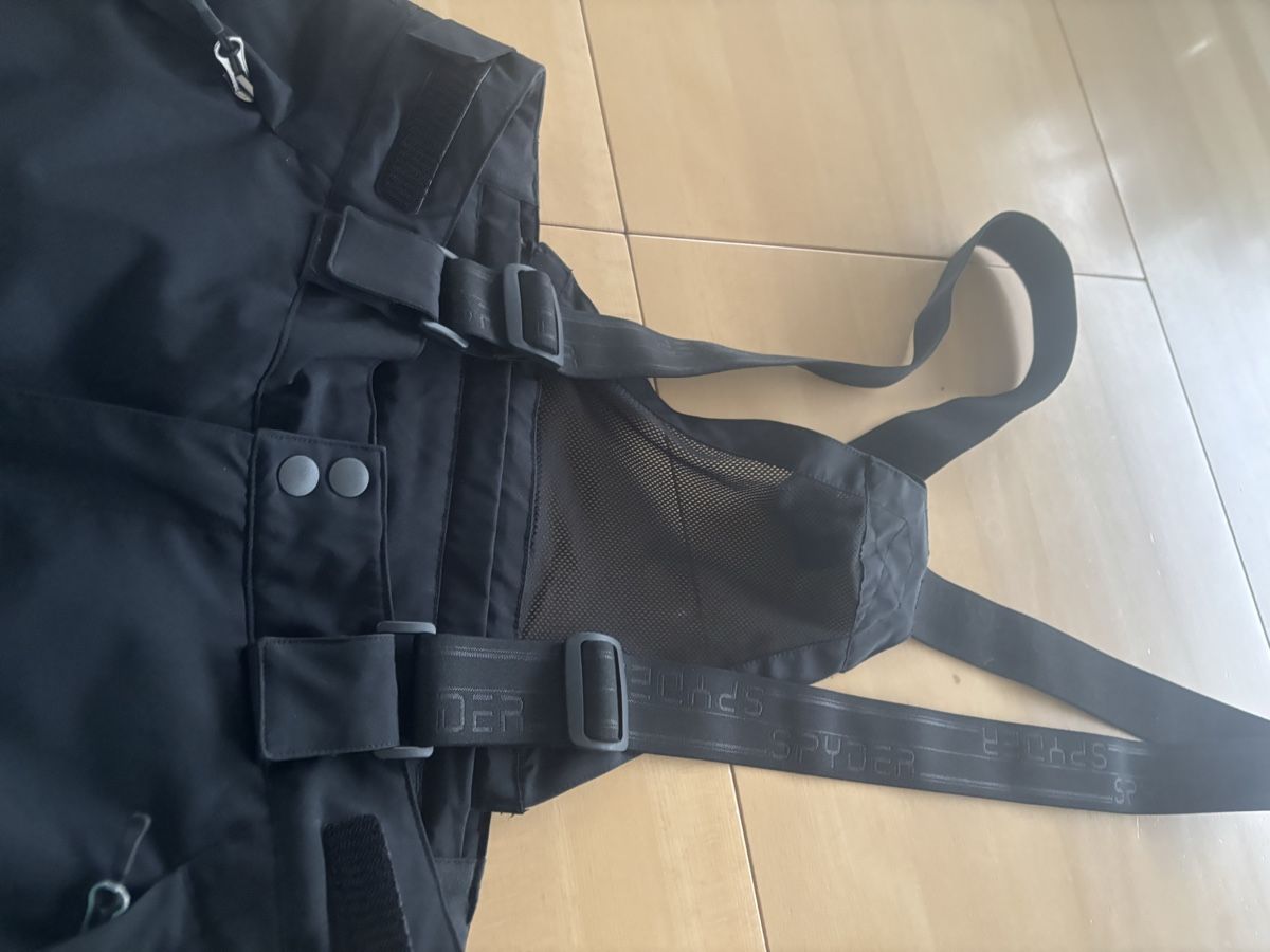 Spyder Pantaloni: Spyder Herrenskihose Grösse M – Usato da Wattenwil venduto da golf1977
