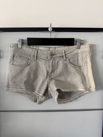 H&M Shorts Salbei Grün Used Look Blogger Style Gr.42
