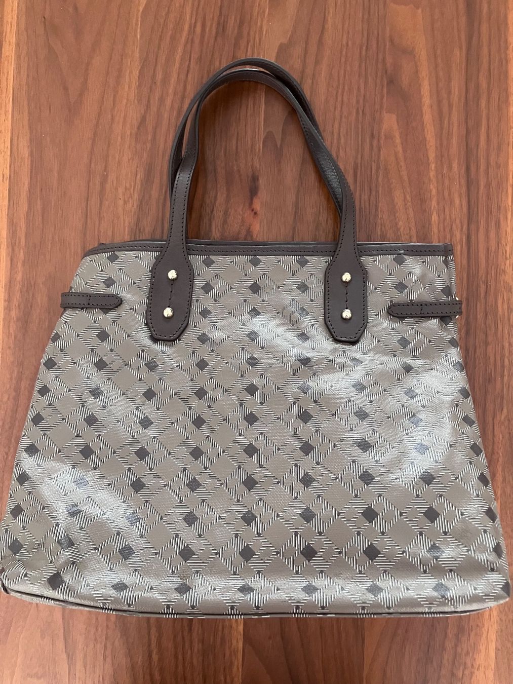 Bally Sacs femmes: Bally Tasche – Défectueux à Windisch par Lyudmila01