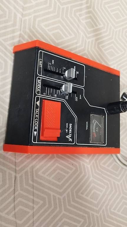 Microfoni: Microphone de table Sadelta – Usato da Carrouge VD venduto da Babu54