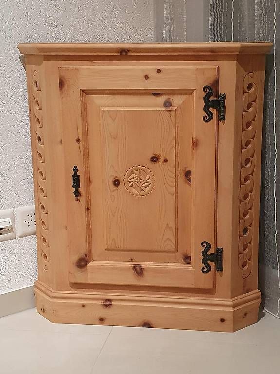Commodes: Arve Eckkommode aus dem Engadin – Neuf (Voir description) à Widen par dem_tdb9