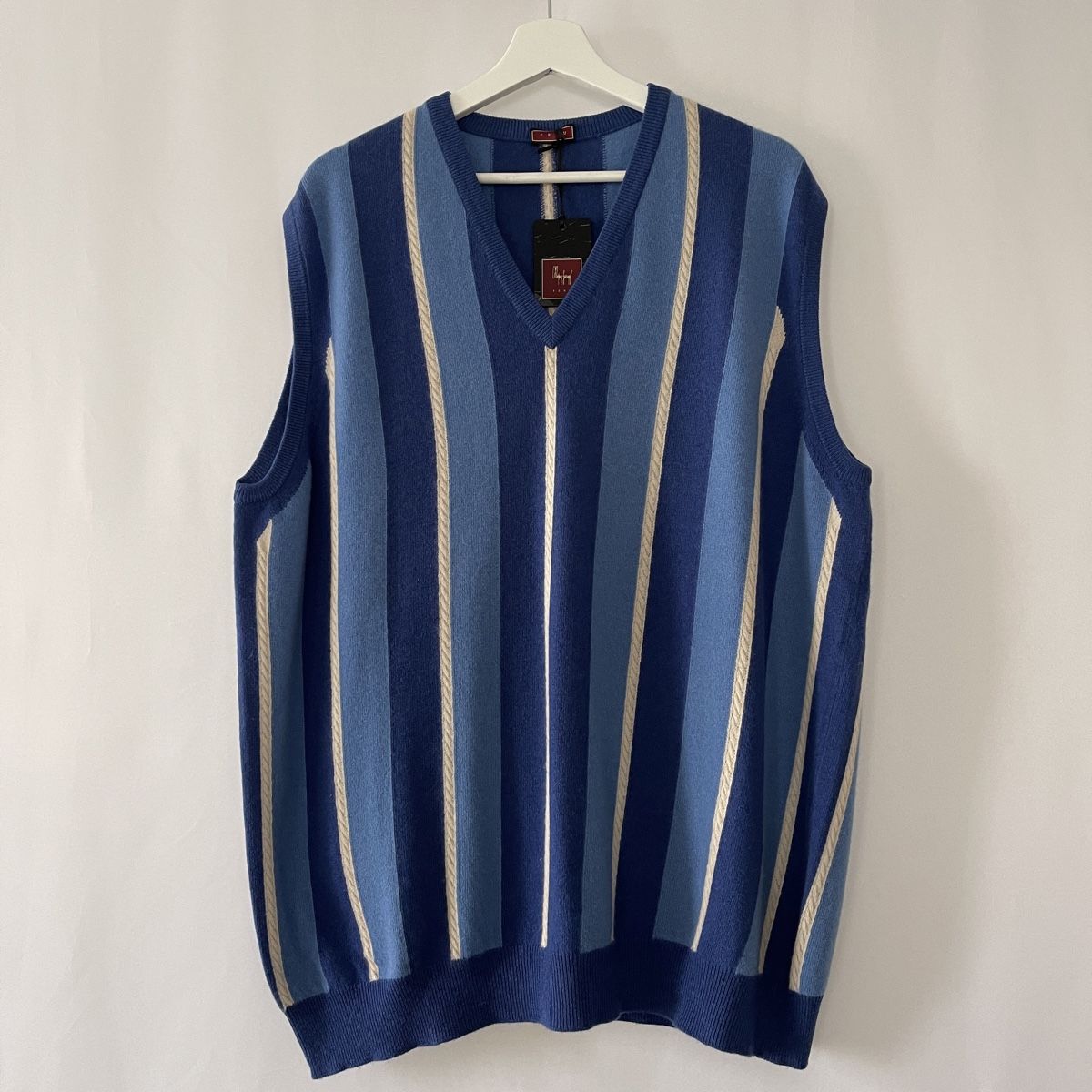 Gilet & Giacche: FERU Cashmere Vest – Nuovo e nell'imballaggio originale da Freienbach venduto da Avviivva_Shop