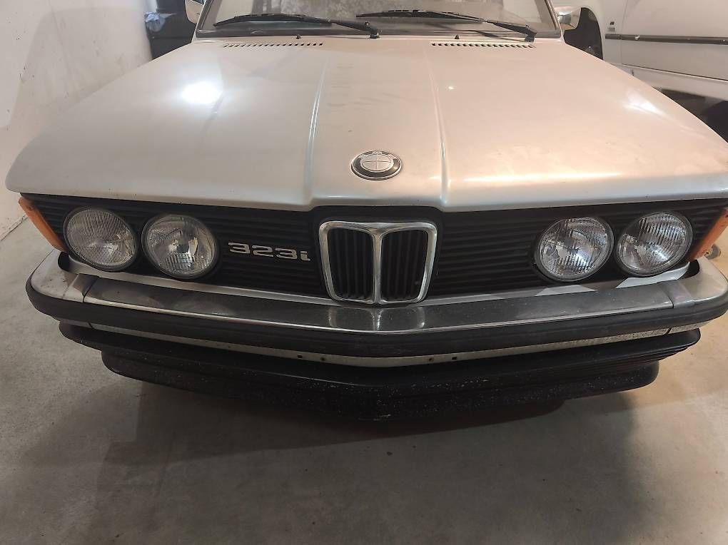 Autos: BMW E21 323i Restaurationsobjekt. – D'occasion à Zihlschlacht par rad_vvm9