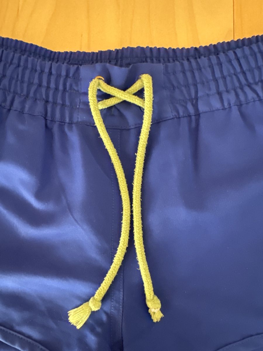 Adidas Pantaloni: Adidas Shorts Gr.40 mit Innennetz – Usato da Kreuzlingen venduto da eli_qm8d 1