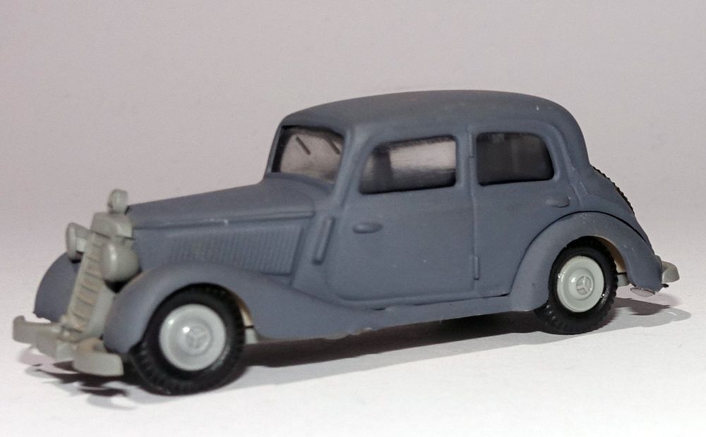 Miniature Mercedes 220 Praliné échelle HO 1/87 - Noir, Très Bon état Occasion !