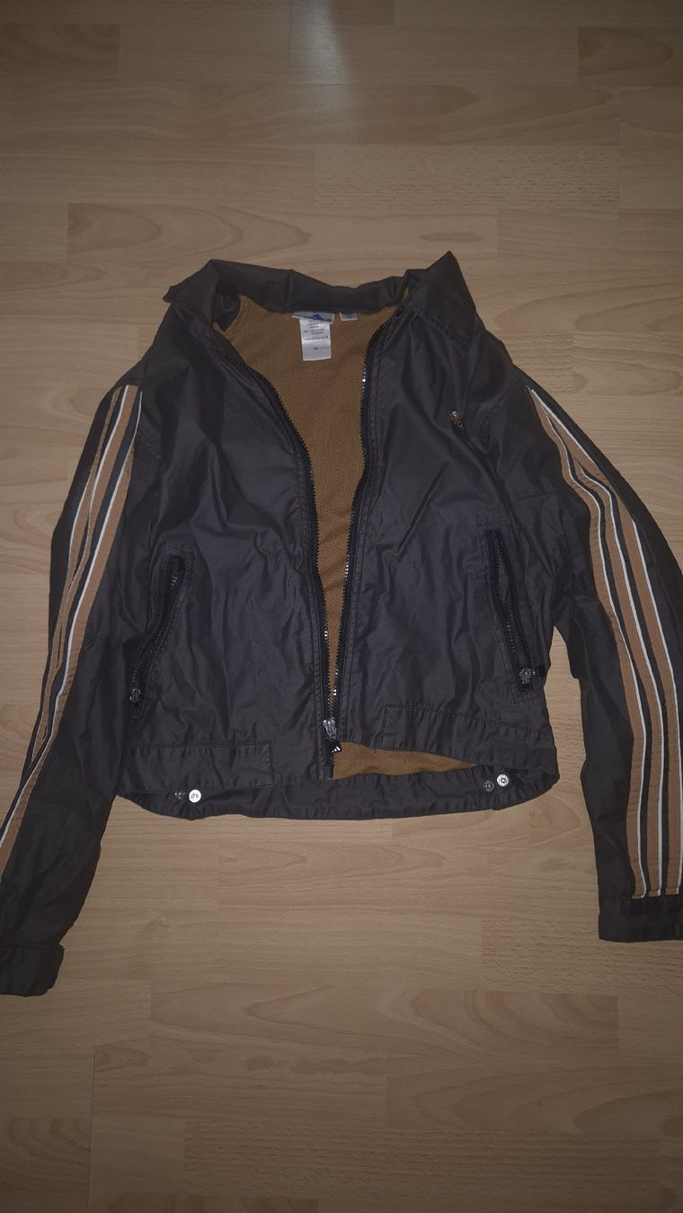 Adidas Giacche: Adidas Jacke Grösse 38 – Usato da Nürensdorf venduto da kmo_jd9m