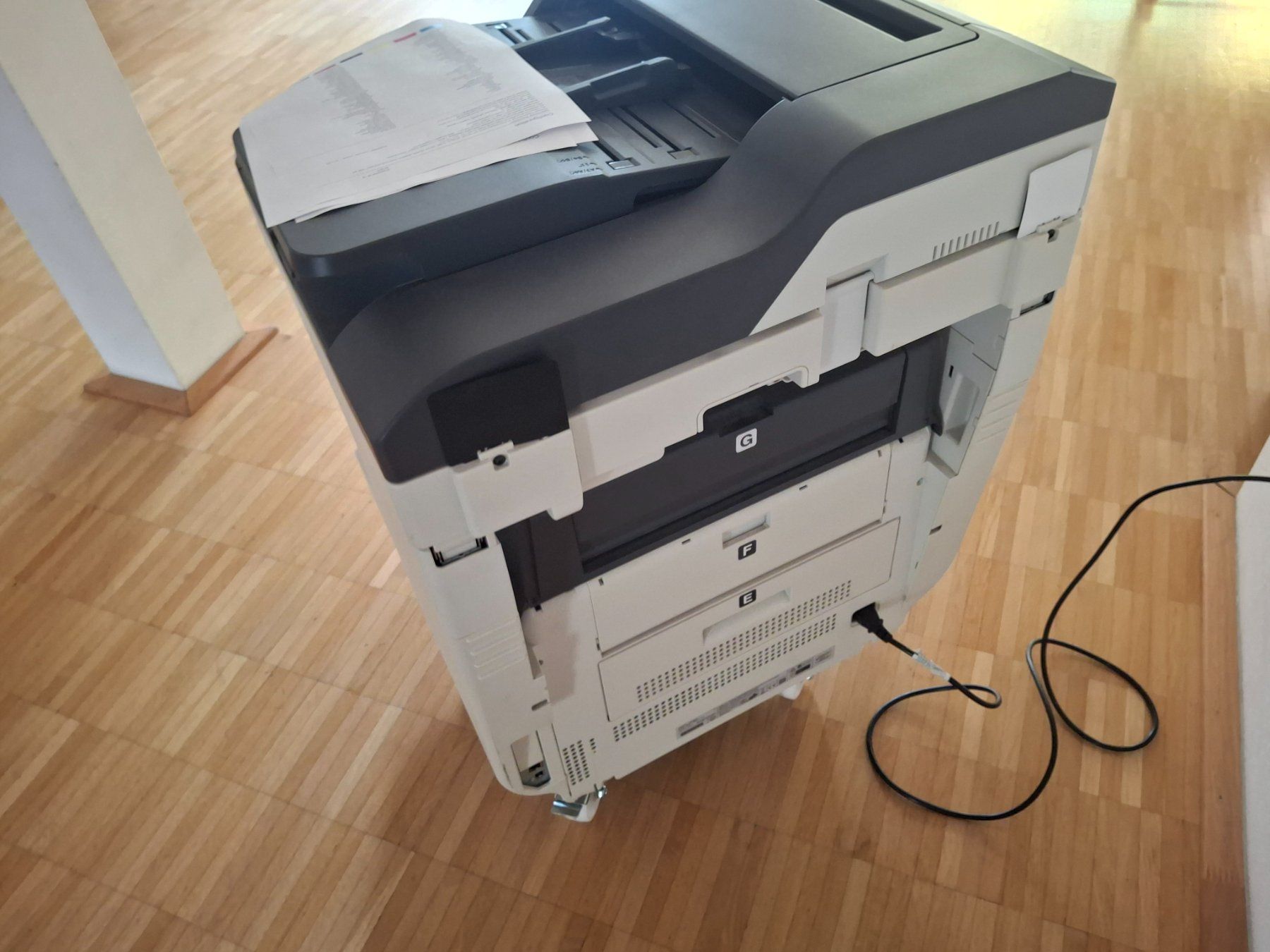 Oki Stampanti: OKI MC853 Multifunktionsdrucker – Usato da Basel venduto da m.kg 5