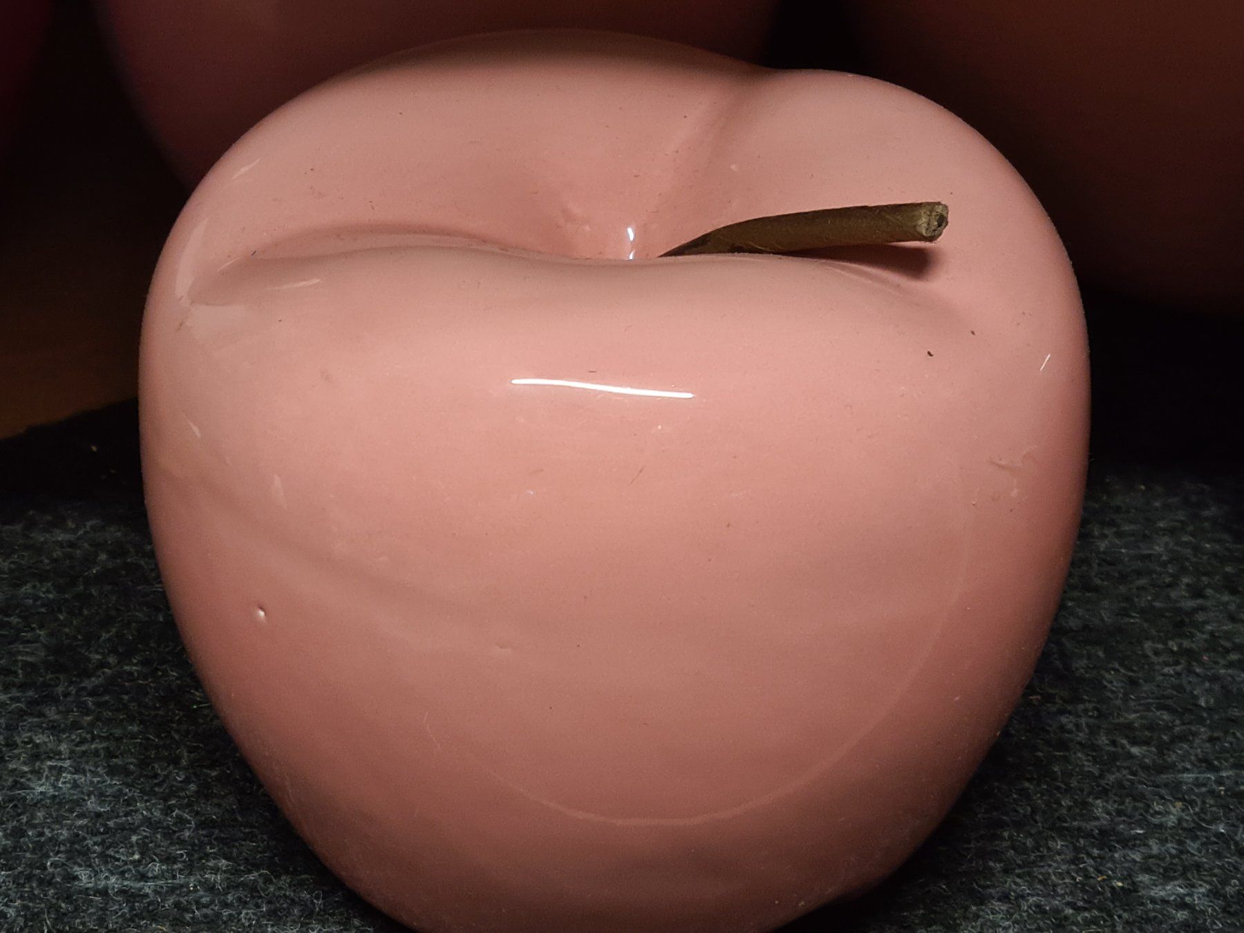 Tutte le decorazioni: Grösserer Keramik Deko Apfel, ca.11x11 cm – Usato da Amriswil venduto da kleindeko