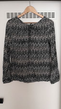 schicke Bluse von S.Oliver Gr. 40