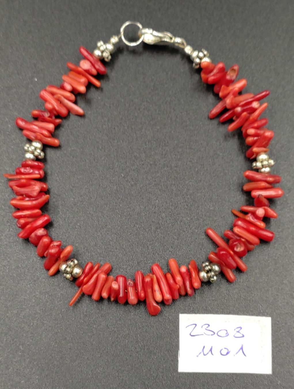 Armbänder & -reifen: Korallen Armband – Gebraucht aus Rorschacherberg von snOOpydOg11 1