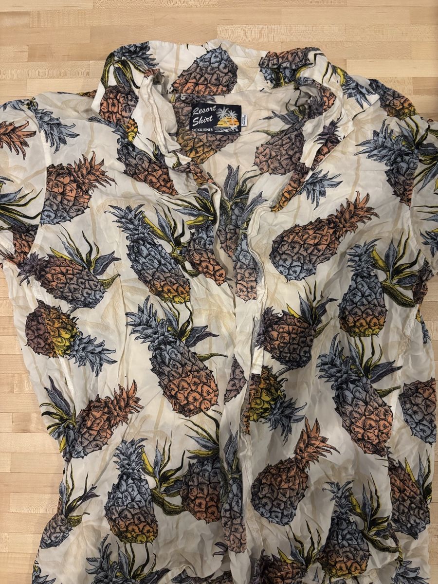 Chemises: Chemise Jack and Jones L – D'occasion à Allens par FurrerN 1