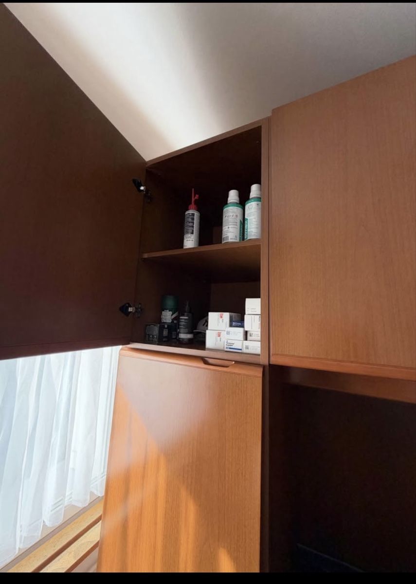 Guardaroba: möbel/schrank/tisch – Usato da Birsfelden venduto da bettyginosa 1