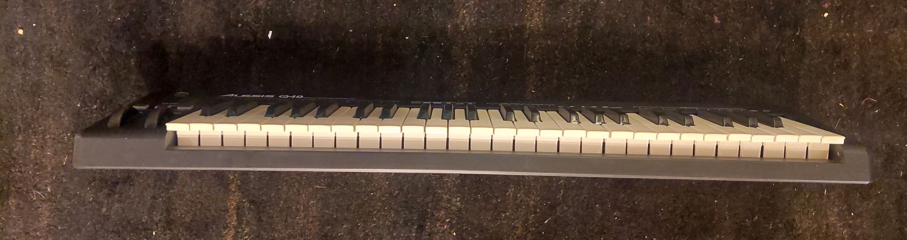 Alesis Strumenti musicali: Klaviatur Alesis Q49 – Usato da Zürich venduto da Cortin 6